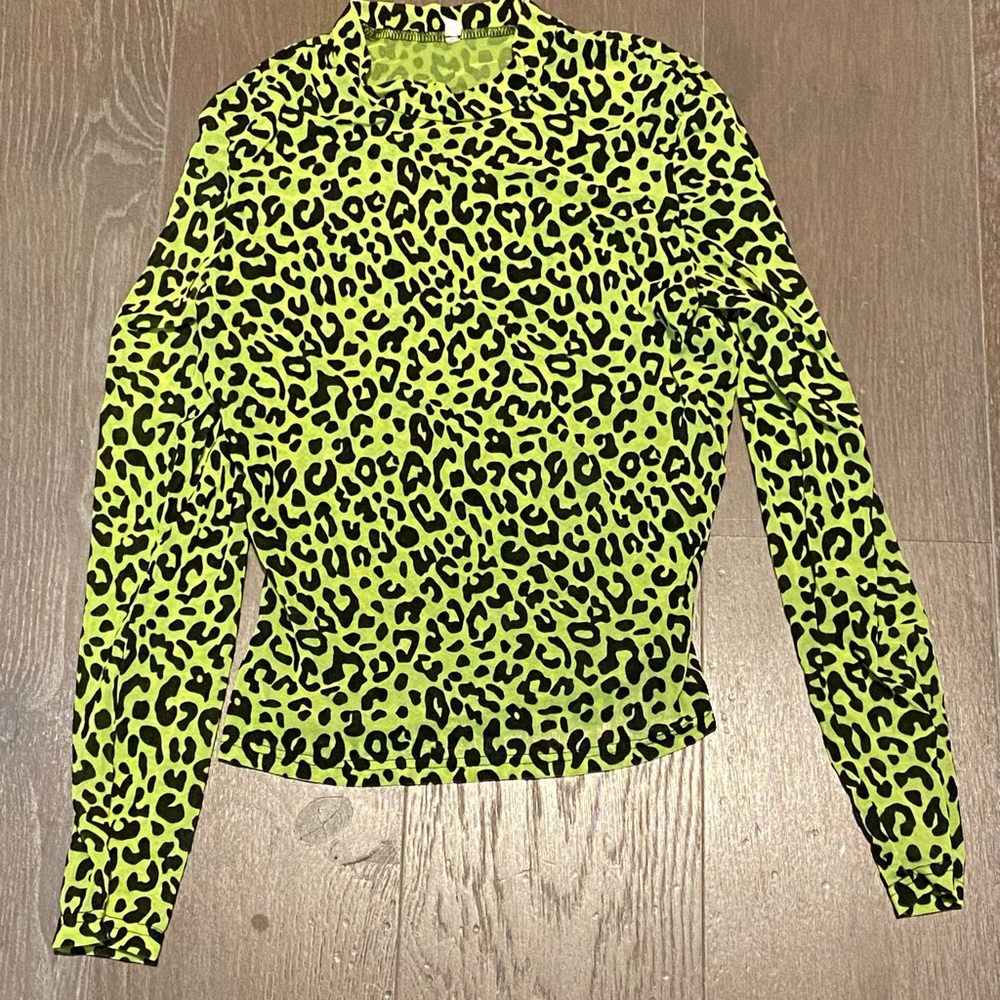 Women Neon Green Leopard Mesh Top - size large